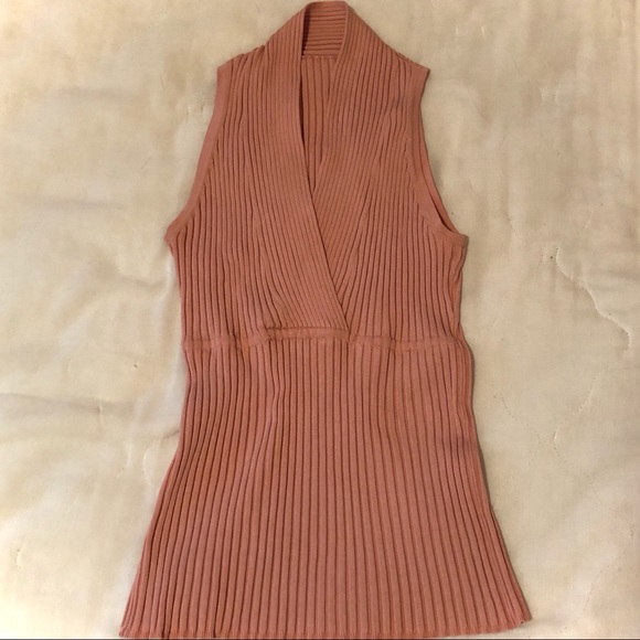 Y2K feminine Ribbed pink halter top - Picture 3 of 4